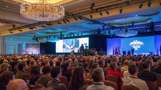 Plusieurs milliers de participants se sont réunis au Grand Hôtel d'Amérique à Salt Lake City pour le Congrès mondial des familles, le 27 Octobre 2015.
